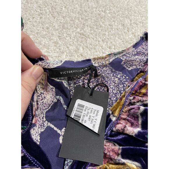 NWT Victor Victoria women's size L front knot sleeveless purple velvet blouse - Picture 4 of 8